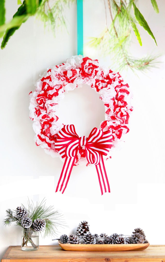 festive DIY Christmas candy cane wreath in red and white