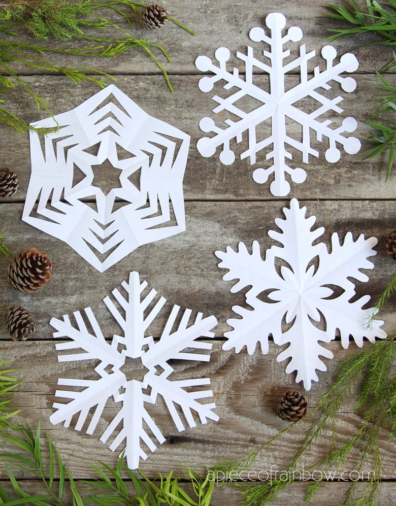 How to stiffen paper snowflakes.