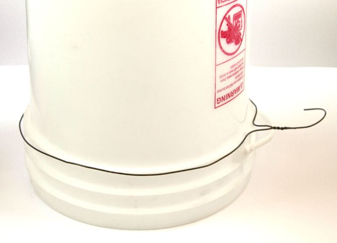 How to make a stunning $344 flower wreath for $15! The easiest and most fun way to make a beautiful wreath with surprising materials! - A Piece Of Rainbow Blog