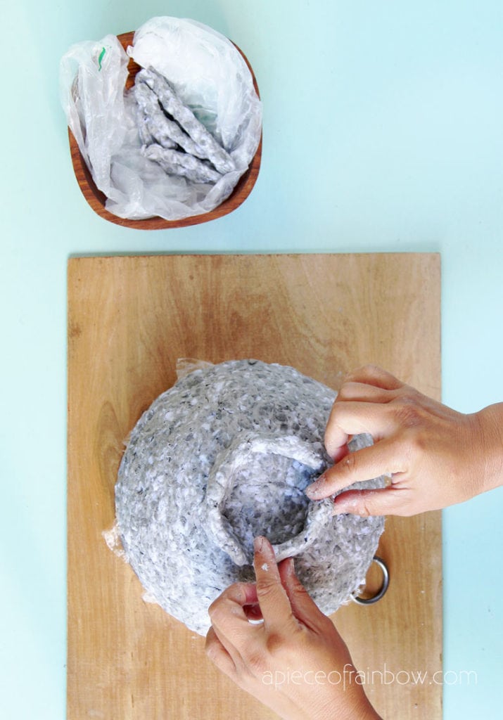 Shape the bottom rim of the bowl with a few pieces of long rectangular paper clay pieces formed in a circle