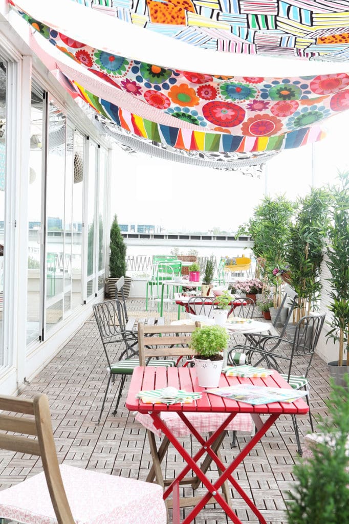 colorful fabric patio shade ideas