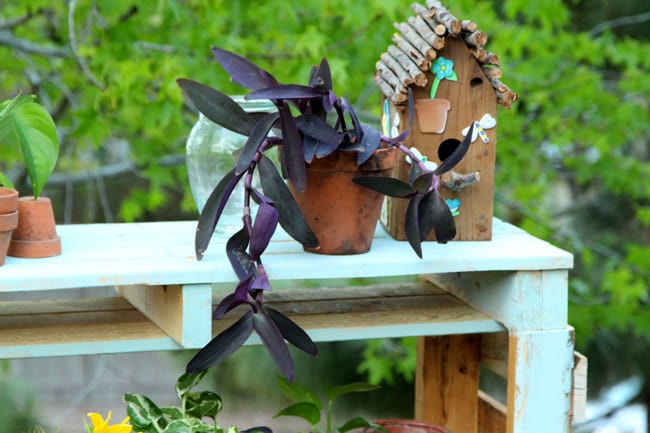 diy-pallet-potting-bench-apieceofrainbowblog (14)