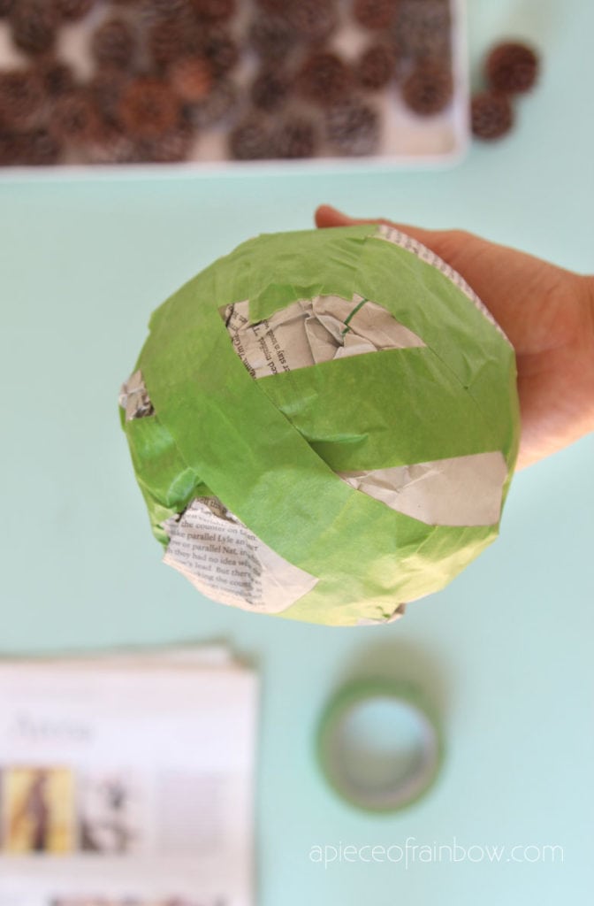 make a paper craft ball