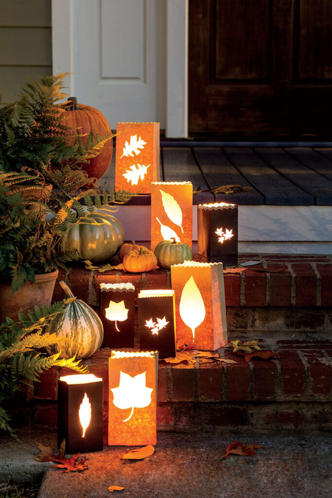 DIY Halloween paper crafts luminaries