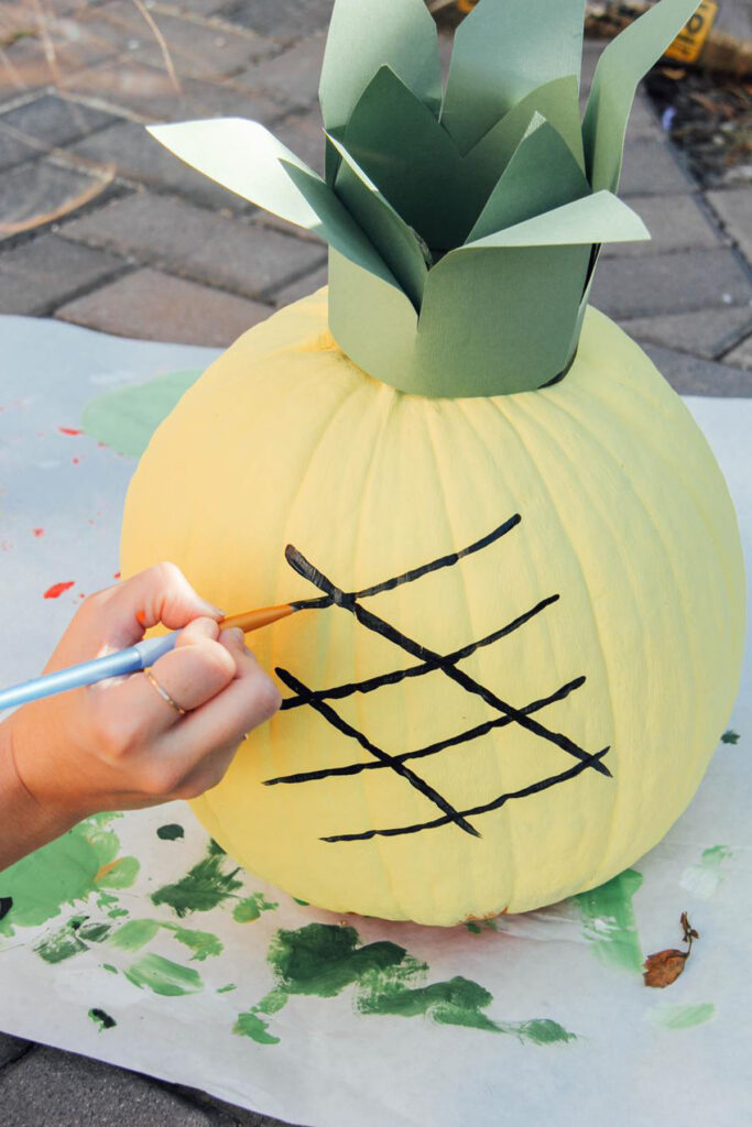 DIY Pineapple pumpkins