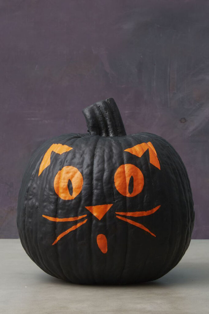 Black cats Halloween pumpkin decorating ideas