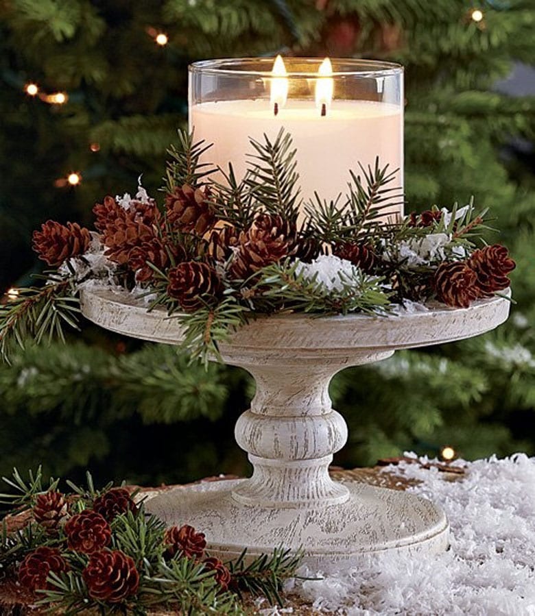 Make farmhouse Christmas table decorations on a pedestal tray